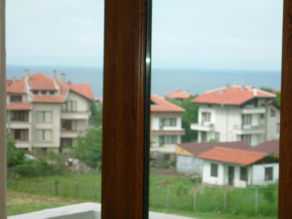 Къща за гости Афродита Черноморец Екстериор снимка